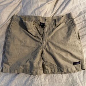 PATAGONIA LIGHTWEIGHT ALL-WEAR
HEMP SHORTS - 5 INCH MEN'S